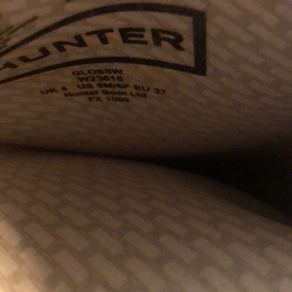 hunter matte rain boots